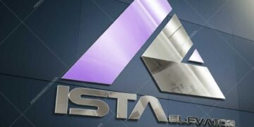 قوة امنية تمنع طاقم صحفي من اكمال مهامه خلال البث المباشر في اربيل