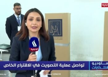 عناصر حماية مركز انتخابي تمنع مراسلة تلفزيونية من التغطية في بغداد